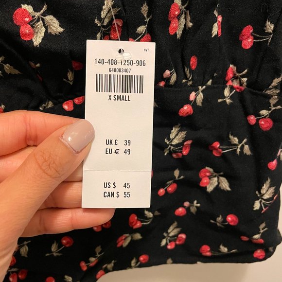 Abercrombie & Fitch Tie-Strap Ruffle Cami - Picture 7 of 8